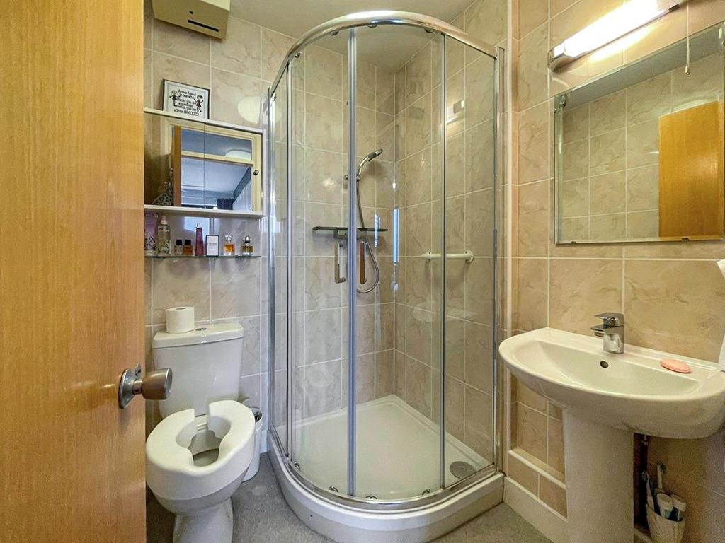 En suite.jpg