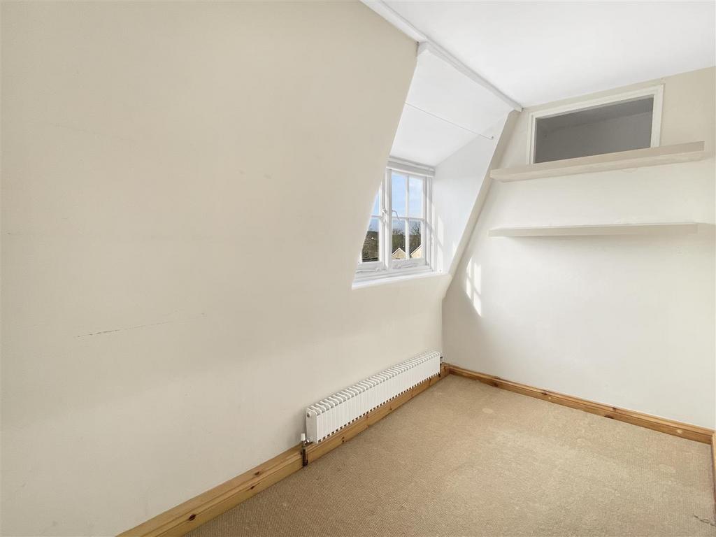 Second bedroom.jpg