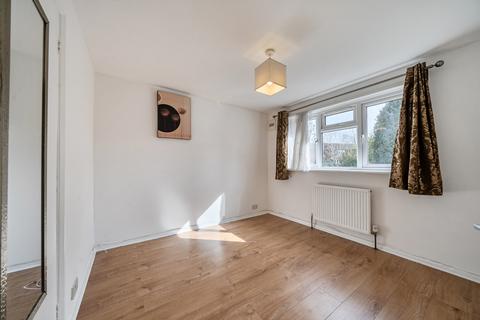 undefined, Longton Grove, London