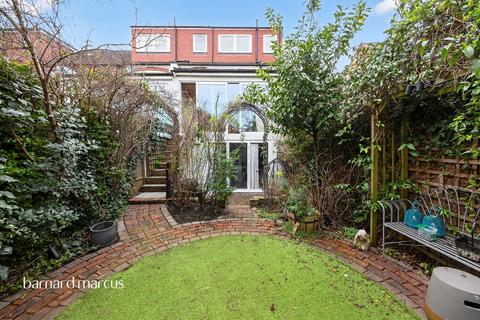 undefined, Torrington Gardens, London