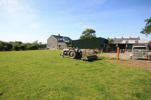5 bedroom character property for sale, off Rhes Glynllifon, Groeslon, Gwynedd, LL54