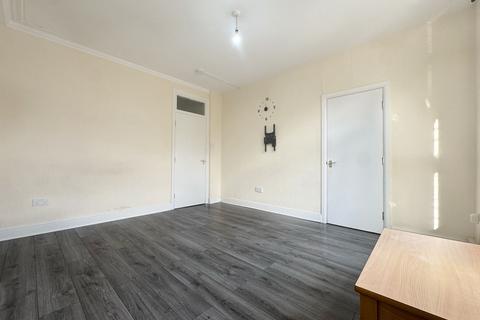 undefined, LEEDS LS11