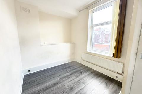 undefined, LEEDS LS11