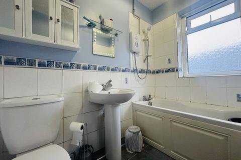 undefined, Newforth Grove, BRADFORD