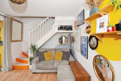 1 bedroom end of terrace house for sale, Rutland Avenue, High Wycombe