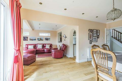 4 bedroom semi-detached house for sale, Norman Crescent, Pinner, HA5