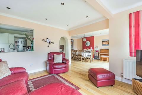 4 bedroom semi-detached house for sale, Norman Crescent, Pinner, HA5
