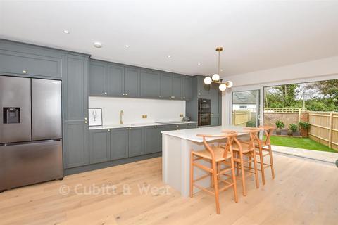 5 bedroom end of terrace house for sale, Overhill Drive, Brighton, East Sussex