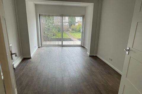 3 bedroom semi-detached house to rent, Planetree Road, Sutton Coldfield, B74