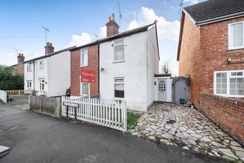 undefined, Blackwater,  Hampshire,  GU17