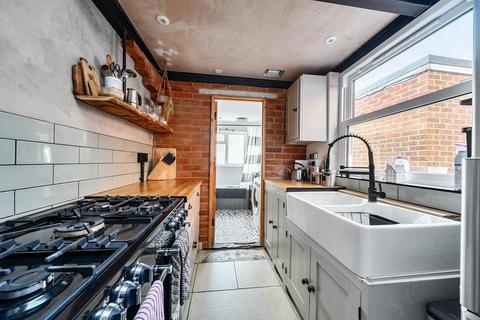 undefined, Blackwater,  Hampshire,  GU17