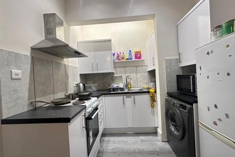 undefined, Royal Avenue, Scarborough, YO11