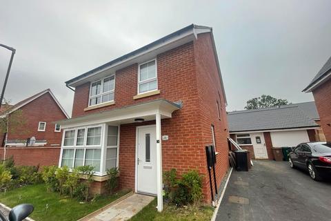 4 bedroom property to rent, Gilling Close, DERBY, DE23