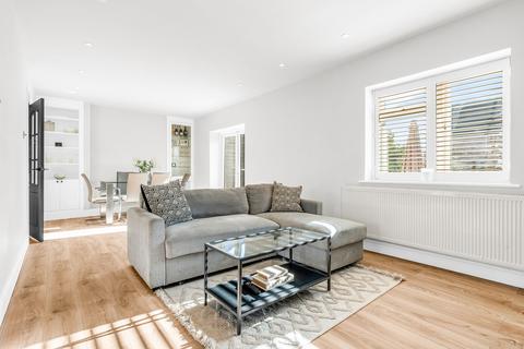 3 bedroom semi-detached house for sale, Hillside Crescent, Ware SG12