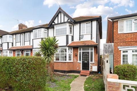 undefined, Wood Road, Shepperton, TW17