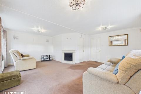 undefined, Main Drive, Halsnead Park, L35