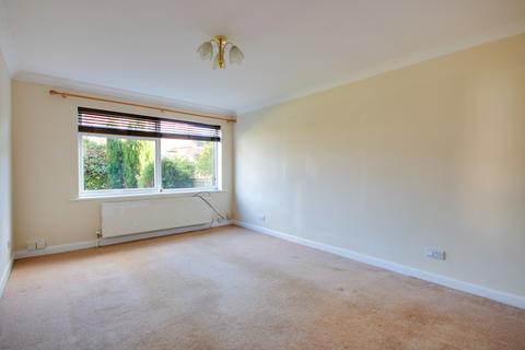 undefined, WEST END! SHARE OF FREEHOLD! CHAIN FREE!