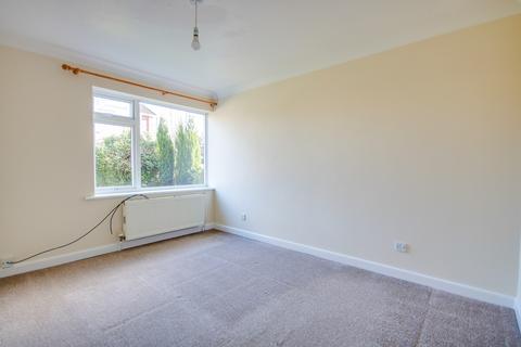 undefined, WEST END! SHARE OF FREEHOLD! CHAIN FREE!