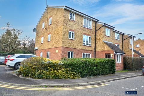 1 bedroom flat for sale, Frazer Close, Romford