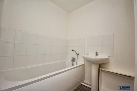 1 bedroom flat for sale, Frazer Close, Romford