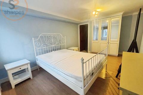 undefined, Tavistock Road, Croydon, Greater London