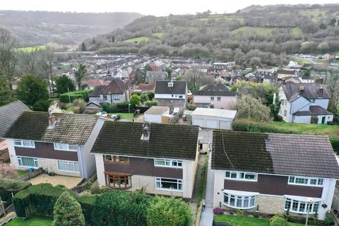 3 bedroom semi-detached house for sale, Homeleigh, Newbridge, NP11