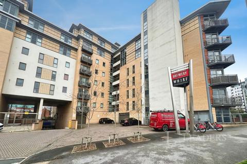 2 bedroom flat to rent, Balmoral Place, 2 Bowman Lane, LS10