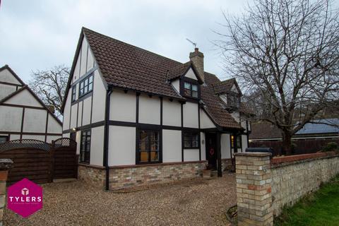 3 bedroom detached house for sale, Limestone Close, Isleham, Ely