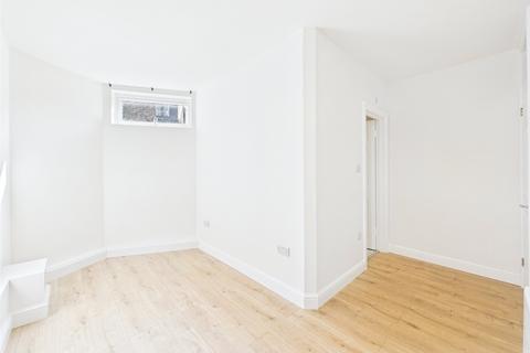undefined, Amyand Park Road, St Margarets