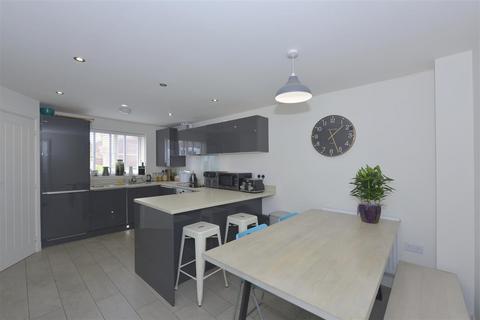 3 bedroom semi-detached house for sale, Holland Drive, Weir Hill, Shrewsbury