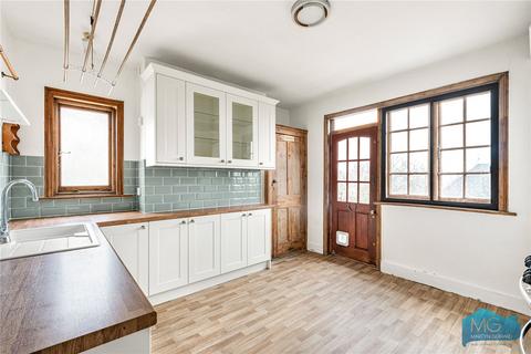3 bedroom maisonette for sale, St. James Lane, London, N10