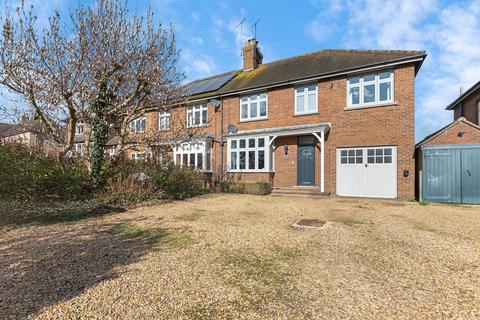 4 bedroom semi-detached house for sale, Casterton Road, Stamford PE9