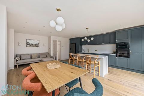 undefined, Brighton, East Sussex BN1
