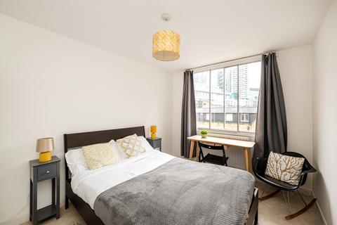 2 bedroom flat for sale, Lamb's Passage, London EC1Y