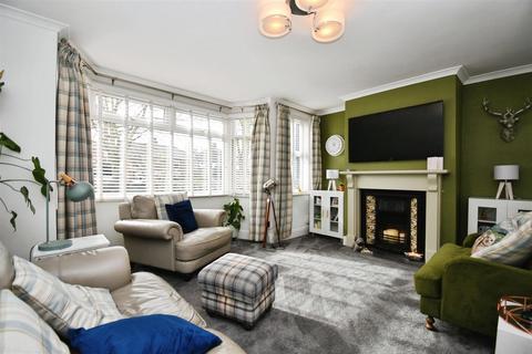 4 bedroom semi-detached house for sale, New Walk, North Ferriby