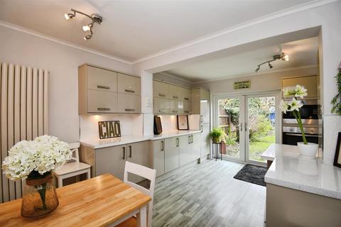 4 bedroom semi-detached house for sale, New Walk, North Ferriby