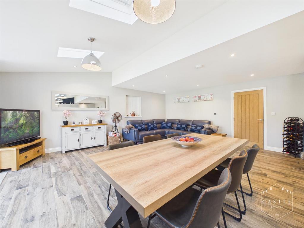 Open plan living kitchen