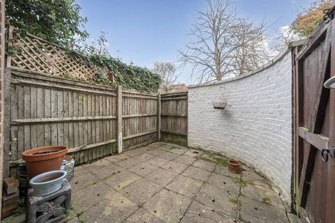 undefined, Bagleys Lane, Fulham, London, SW6