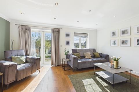 4 bedroom semi-detached house for sale, Templeside Gardens, High Wycombe, HP12 3FQ