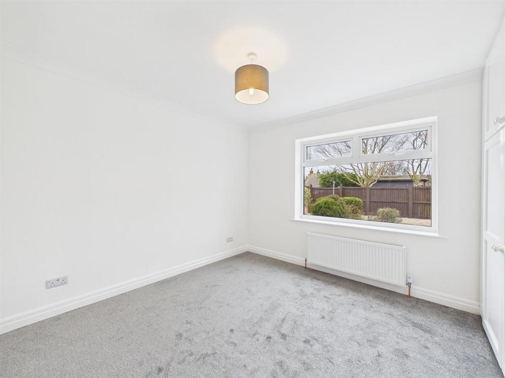 Bedroom: