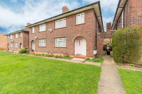 1 bedroom maisonette for sale, Southbourne Gardens, Eastcote, Ruislip, HA4