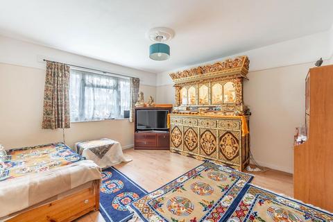 1 bedroom maisonette for sale, Southbourne Gardens, Eastcote, Ruislip, HA4