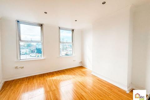 1 bedroom flat to rent, Ley Street, Ilford, IG1 4AF, UK