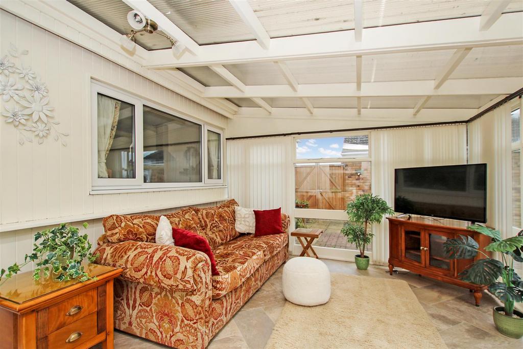 Conservatory - b.JPG
