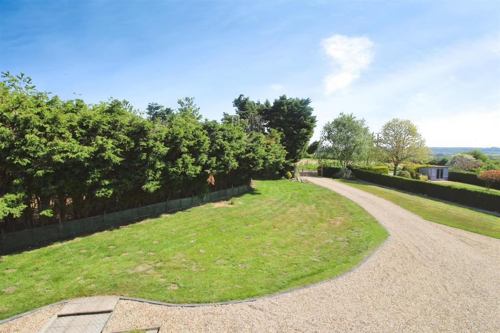 Front garden.JPG