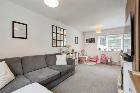 3 bedroom terraced house for sale, Tedder Avenue, Henlow
