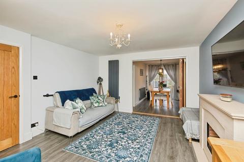 3 bedroom detached house for sale, Almond Grove, Newhall, Swadlincote