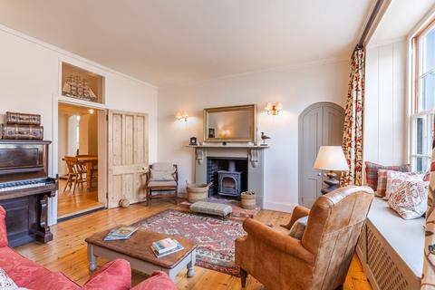 undefined, Charming Flint Cottage in Blakeney