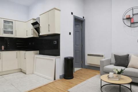 1 bedroom flat to rent, Warwick Road, London, SW5
