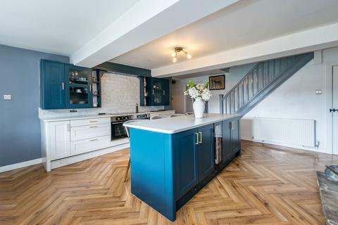 4 bedroom semi-detached house for sale, Manor Road, Clayton West, Huddersfield, HD8